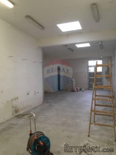 Rijeka-blizina centra,uredsko-skladišni prostor - 4