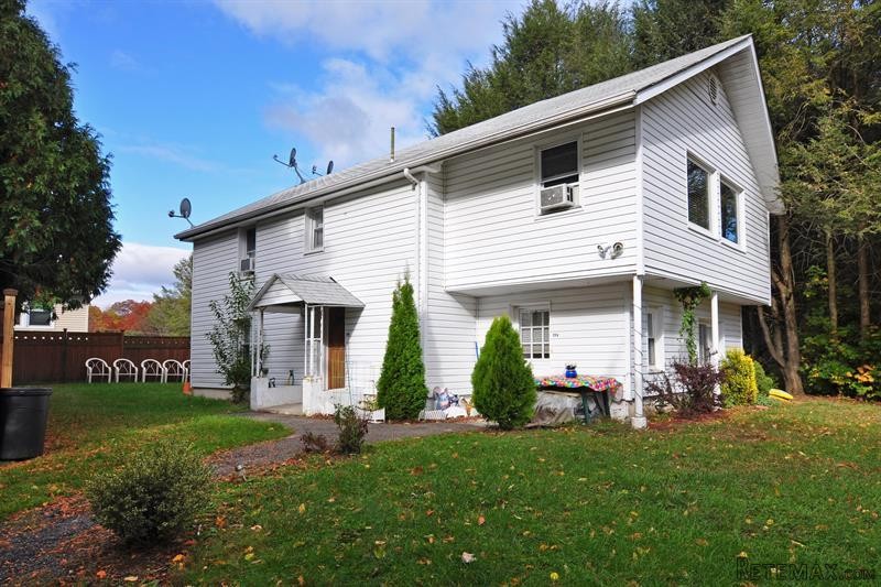 3 bedroom Flat For Sale: 25 Lent Street..