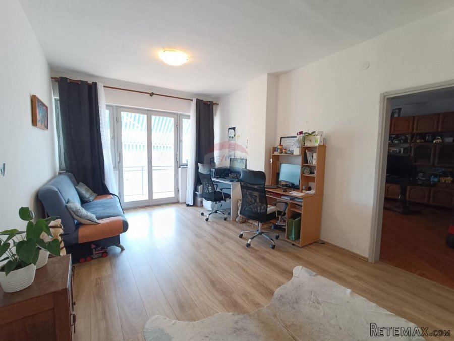 Istra, Pula - prostrana samostojeća kuća na Velom Vrhu - 2