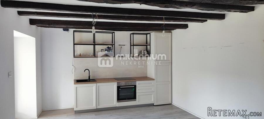 Istra, Vižinada, 206m2, okućnica - 2