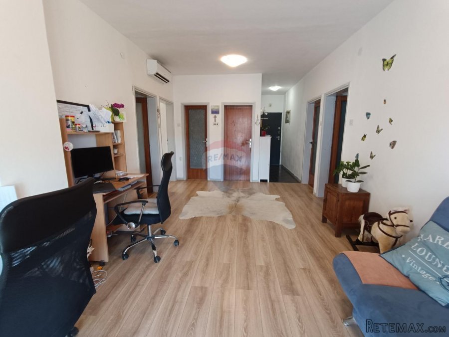Istra, Pula - prostrana samostojeća kuća na Velom Vrhu - 3