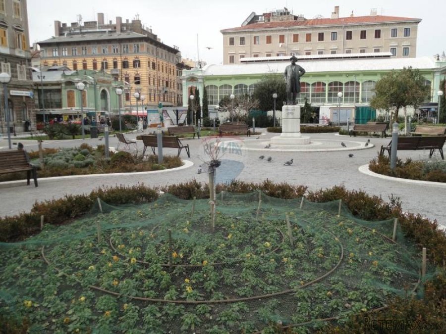 Rijeka-stan u centru(kod kazališta)