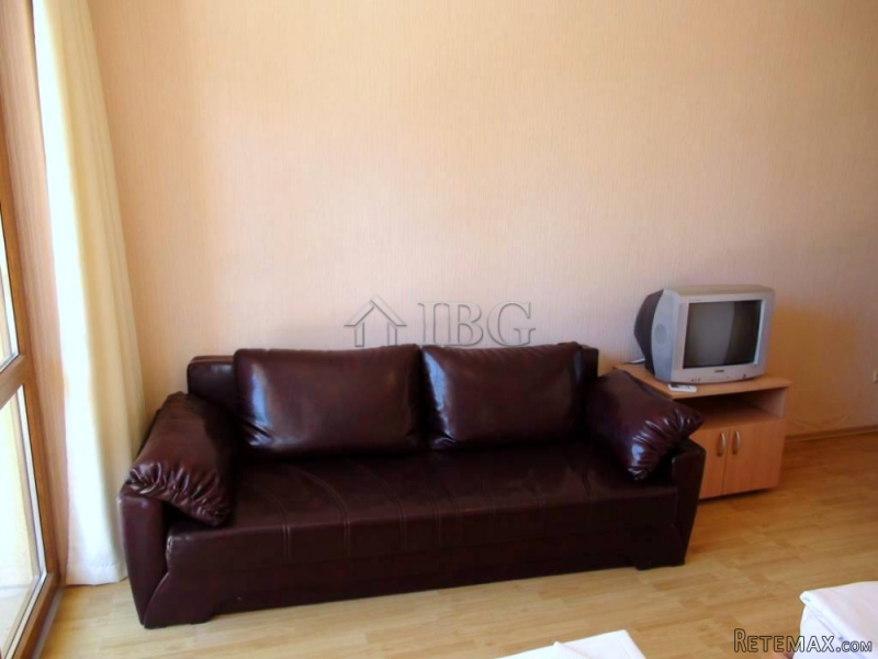 Spacious studio apartment for sale in.. - 2