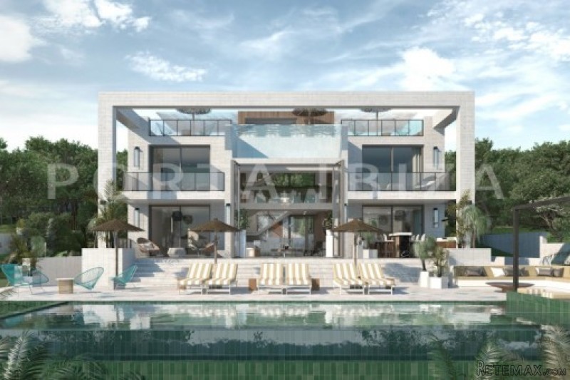 Luxury villa in construction near Cala..