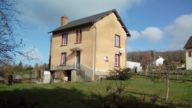 Nice Village House Near School - 2