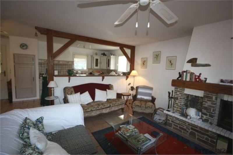 Property With 2 Apartments, Pool And.. - 2
