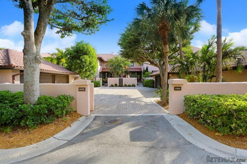 3 bedroom Residence For Sale: Stuart..
