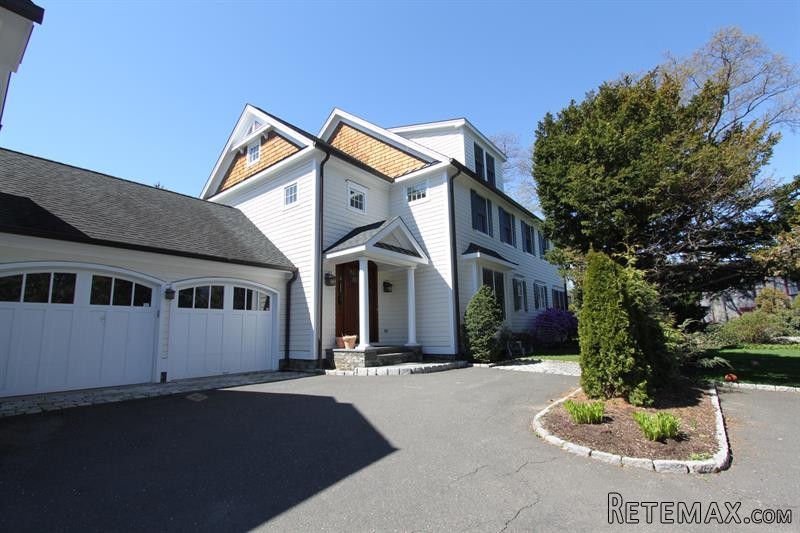 3 bedroom House For Sale: 44 Orchard..
