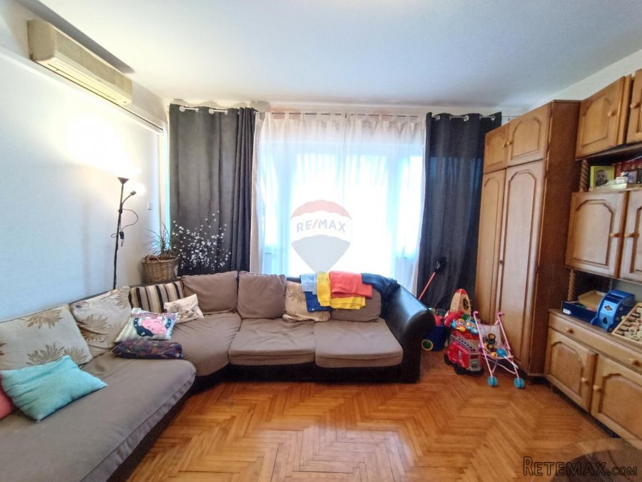 Istra, Pula - prostrana samostojeća kuća na Velom Vrhu - 10