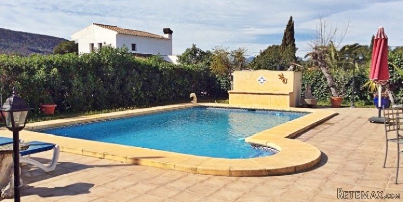 3 bedroom, 2 bathroom, Villa Pinosol.. - 2