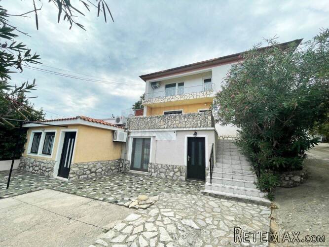 Kuća s 3 apartmana i prekrasnim pogledom! Šilo! - 2
