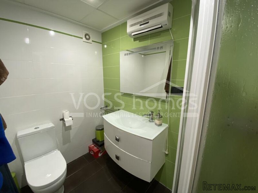 NEW LISTING TO VOSS HOMES - A large, 2 storey 4 bed, 4.. - 12