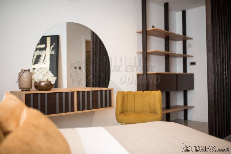 Prekrasni dvoetažni apartman s bazenom! - 14