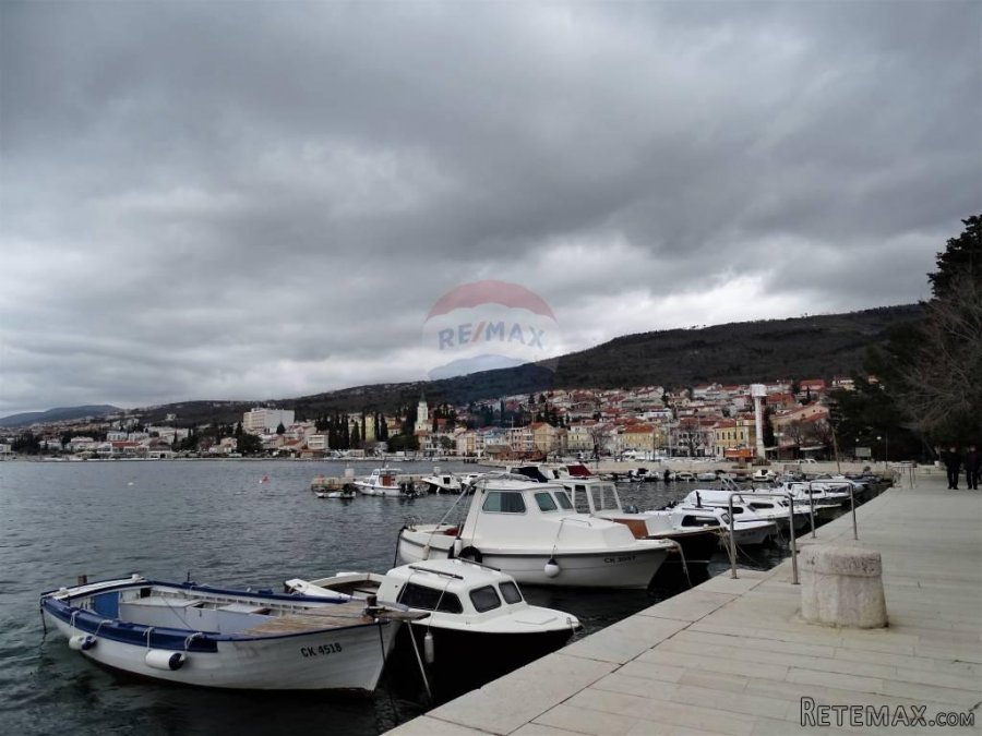Selce - dvoetažni stan na samom moru ! - 5