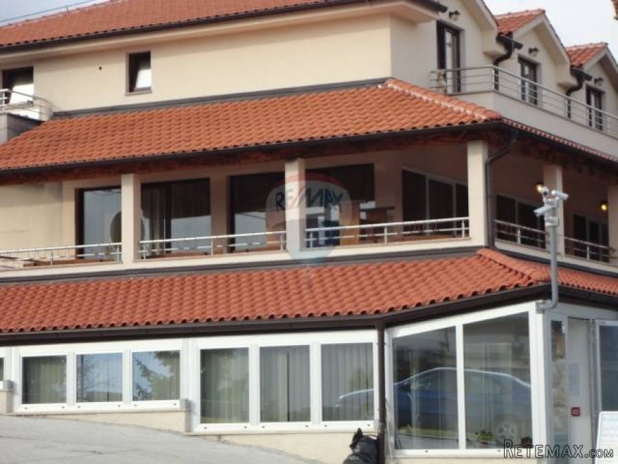 NAJAM 300 M2 U BLIZINI PASJAKA