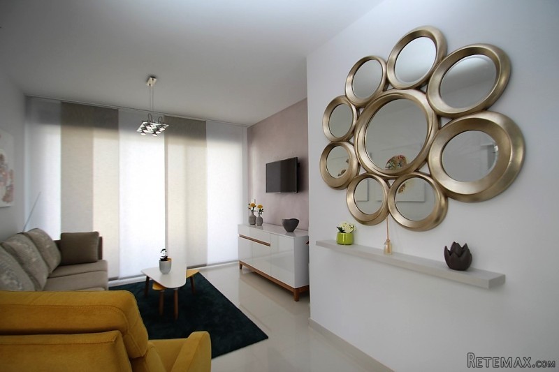 2 bedroom, 2 bathroom Apartment, (build..