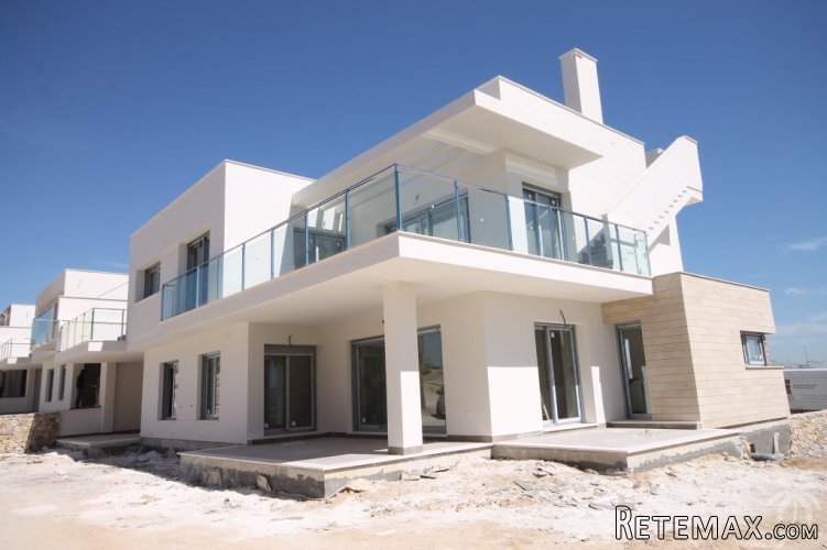 On a fairly new golf resort and only 15 kilometers from the..