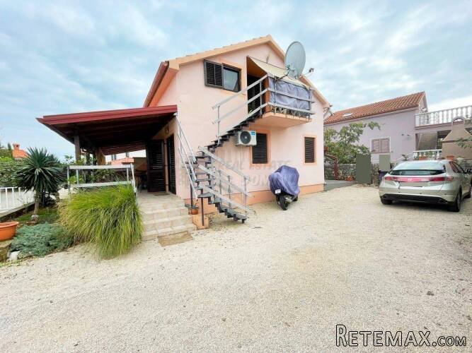 Kuća s 3 apartmana, prilika! Otok Krk! - 2