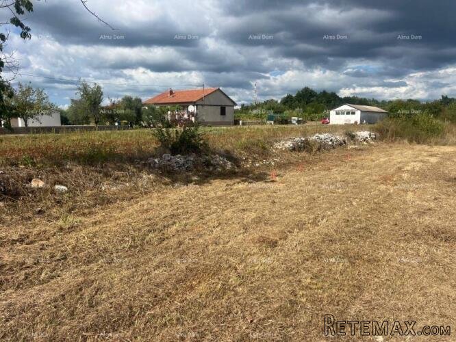 Prodaje se građevinska parcela, 520 m2, Svetvinčenat - 2