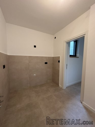 Vracar trosoban stan 70m2 LUX useljiv - 4