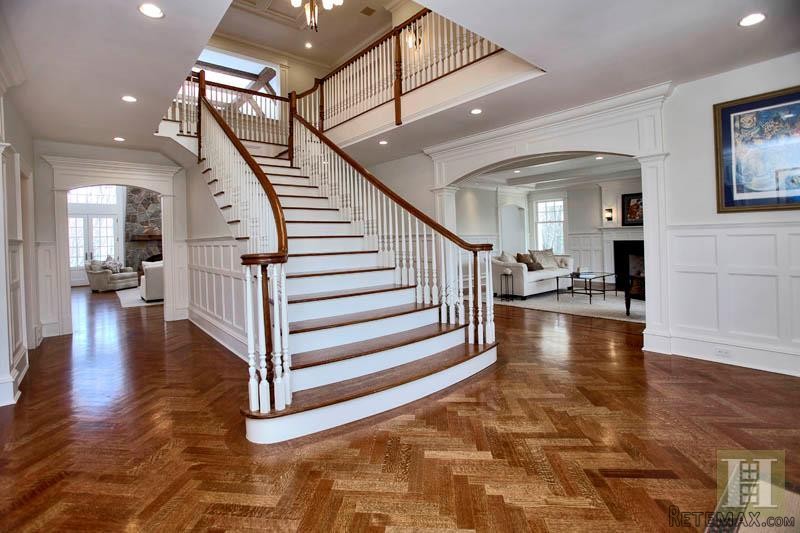 6 bedroom House For Sale: 1385 SMITH.. - 2