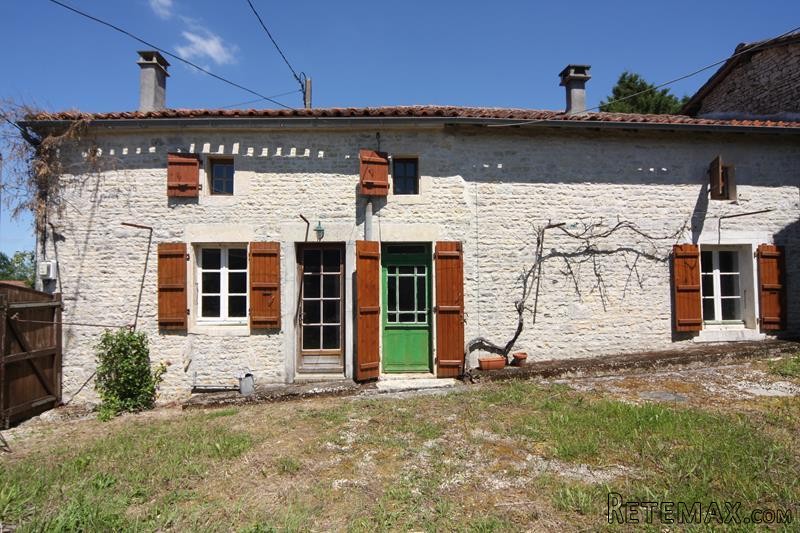 2 Bedroom Stone House With Outbuildings..