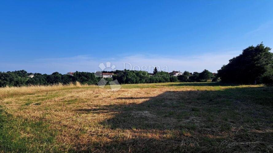 Kombinacija građevinskog i poljoprivrednog zemljišta