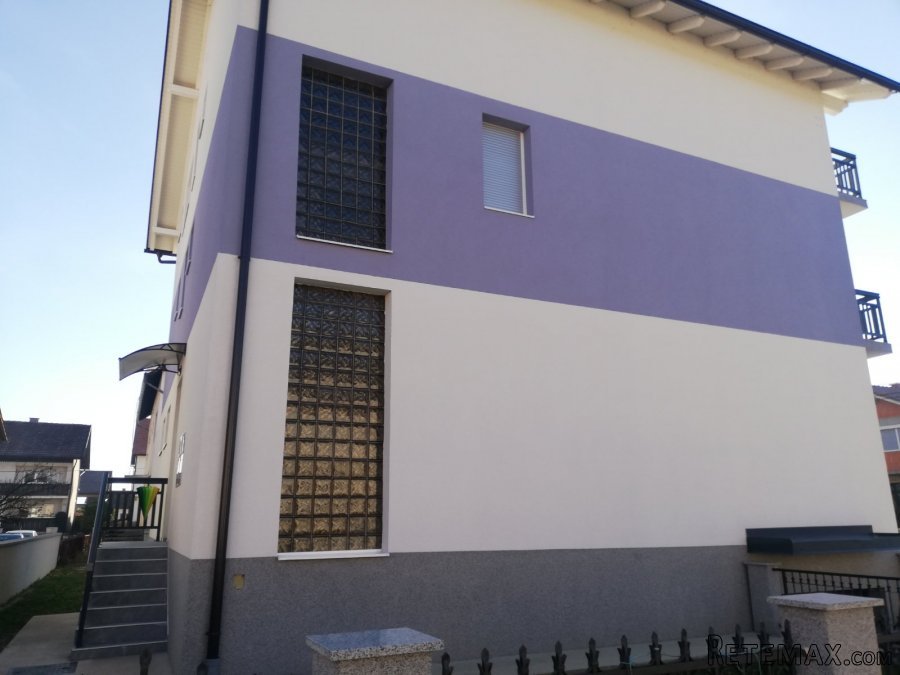 𝐊𝐮ć𝐚 𝐬𝐚 𝐩𝐨𝐬𝐥𝐨𝐯𝐧𝐢𝐦 𝐩𝐫𝐨𝐬𝐭𝐨𝐫𝐢𝐦𝐚 𝐮 𝐁𝐮𝐠𝐨 - 2