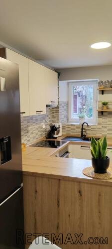Renovirana kamena kuća u centru Kaštel starog - 2