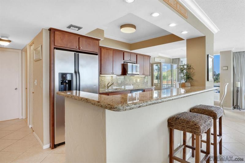 2 bedroom Residence For Sale: Singer.. - 2
