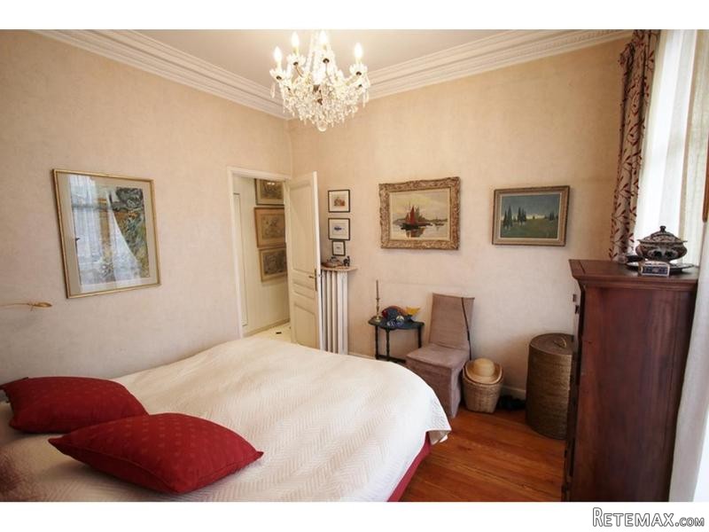 Traditional 3 Bed Apartment With Double..