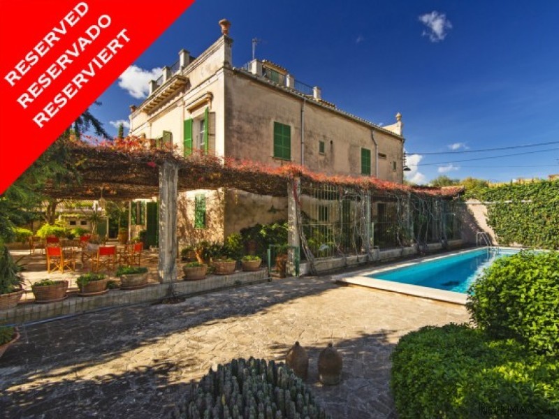 *reserved* Exceptional Townhouse To..