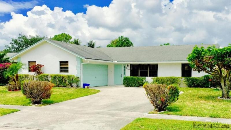 136 Dove Cir, Royal Palm Beach, FL -..