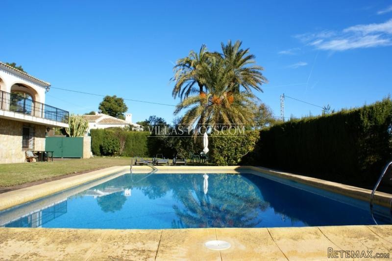 6 Bedroom Villa In Javea - 2