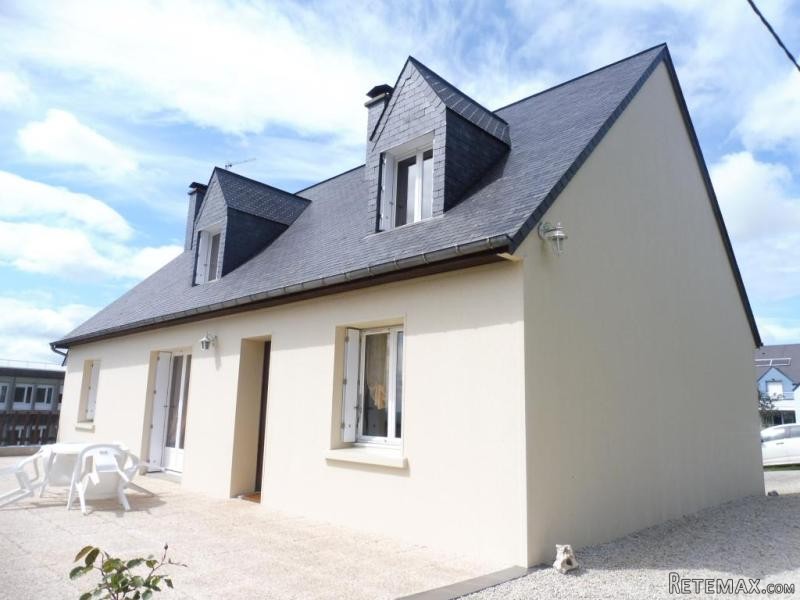 Traditional Detached House with Garden