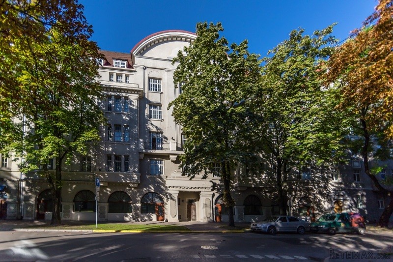 House Ownership In Quiet City Center Of.. - 2