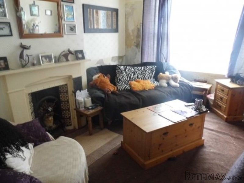 2 bedroom, Terraced House house for sale - 2