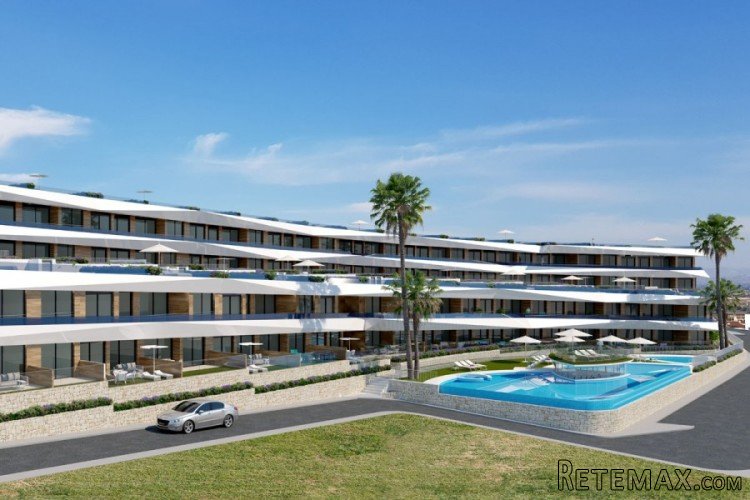 Los bungalows están ubicadas en Gran Alacant, en un..