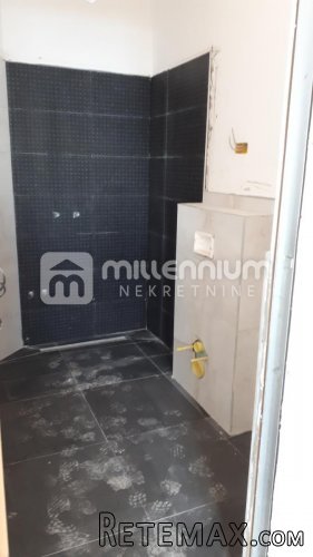 Poljane, dvojna kuća s bazenom, pogled na more - 8
