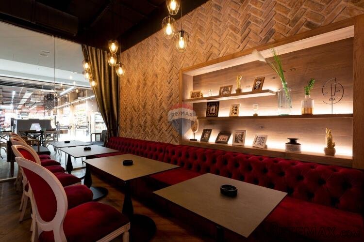 Rijeka, Kantrida - atraktivan poslovni prostor 125 m2 s tera