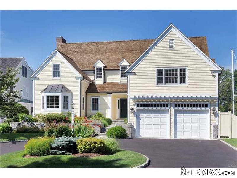 3 bedroom House For Sale: 28 FLYING..