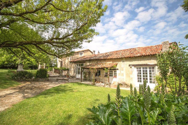 5 Bedroom Stone House For Sale