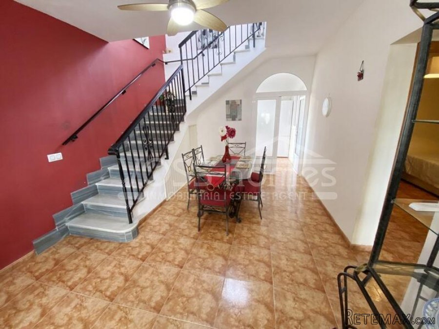 NEW & EXCLUSIVE TO VOSS HOMES - Recently modernised.. - 10