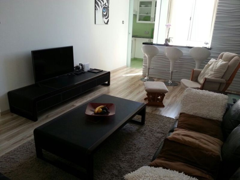 Lovely 2 bedroom apartment on the beach..