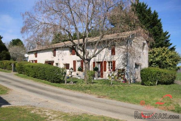 Mareuil (Dordogne) - Renovated farmhouse with pool and barn in.. - 2