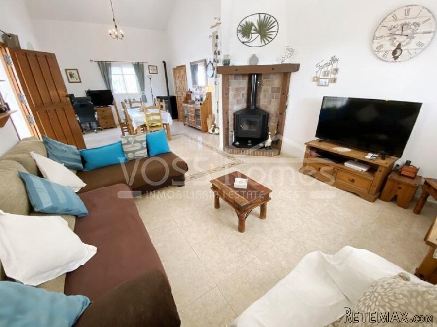 NEW & EXCLUSIVE TO VOSS HOMES - A beautifully presented.. - 3