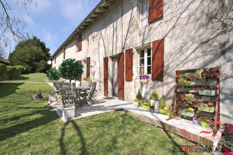 Mareuil (Dordogne) - Renovated farmhouse with pool and barn in.. - 4