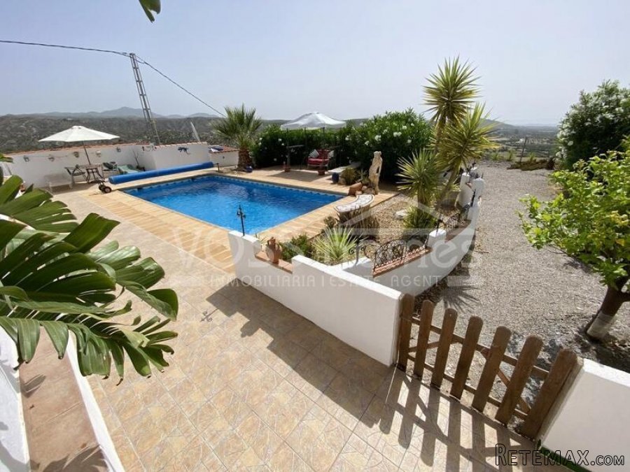 NEW & EXCLUSIVE TO VOSS HOMES - A beautifully presented.. - 4