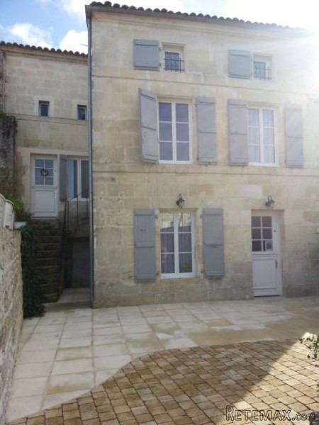 Pretty Stone House With Courtyard Garden - 2