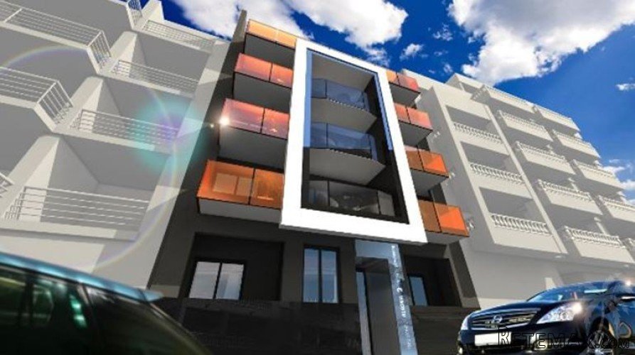 This magnificent apartment complex with 13 apartments can..